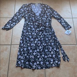NWT Anne Klein Grayscale Floral Wrap Dress Large